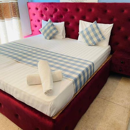 Sea Beach Resort 니곰보 외부 사진