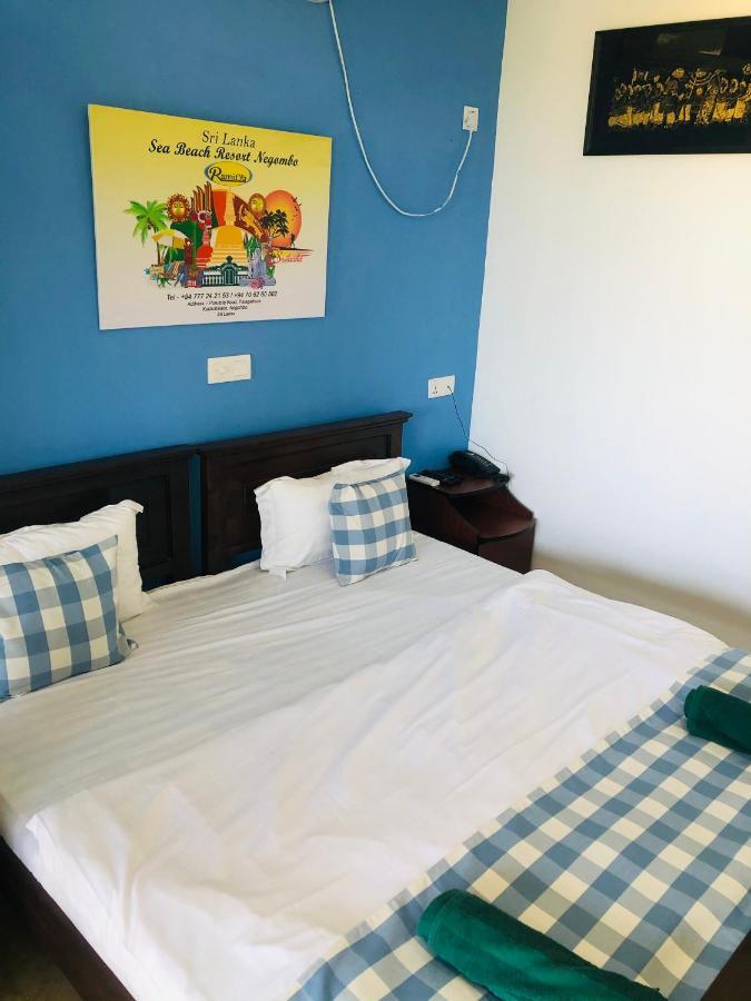 Sea Beach Resort 니곰보 외부 사진